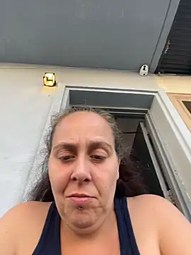Snapshot of Lunari_witt_da_fatty chatting on 07-19-26, 10:02 Lunari witt da fatty online show from 07-19-26, 10:02