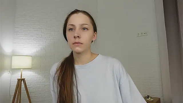 I m Regina online show from 05-26-26, 06:09