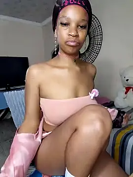 peachyxoxo22e online show from 04-23-26, 08:35