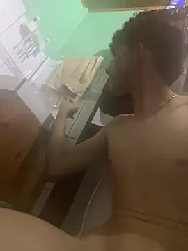 6dilax9 online show from 04-15-26, 10:32