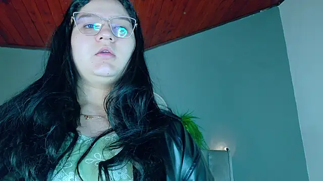 AmatistaSky   online show from 06-12-26, 11:31