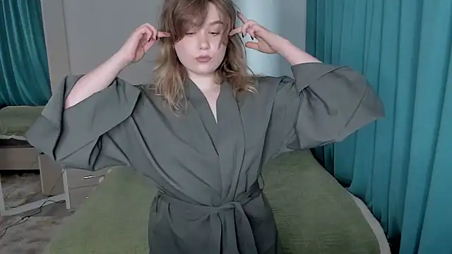 JennyHardy online show from 07-15-26, 01:49