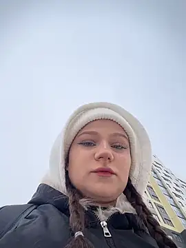 Snapshot of MaryLola chatting on 03-27-26, 10:15 MaryLola online show from 03-27-26, 10:15