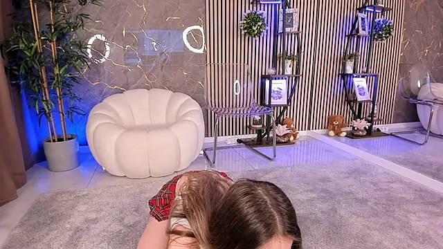 Velvet Spell online show from 03-26-26, 04:18