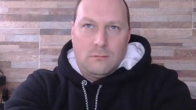 Snapshot of lustonfan chatting on 07-02-26, 12:44 lustonfan online show from 07-02-26, 12:44