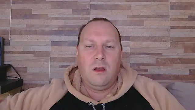 Snapshot of lustonfan chatting on 07-15-26, 12:54 lustonfan online show from 07-15-26, 12:54