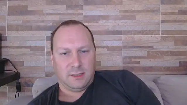Snapshot of lustonfan chatting on 07-16-26, 12:55 lustonfan online show from 07-16-26, 12:55