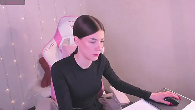 LunaRossaa online show from 05-08-26, 11:54