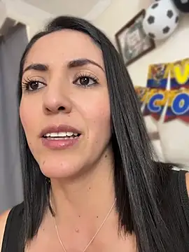 Snapshot of SamanthaWalker_ chatting on 07-15-26, 03:06 SamanthaWalker online show from 07-15-26, 03:06
