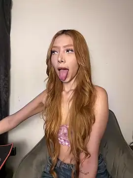 Suki 3 online show from 05-17-26, 01:25