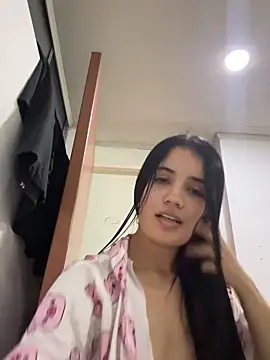 Lucy engel online show from 03-10-26, 10:26