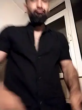 Tommy Porn  online show from 04-14-26, 09:32