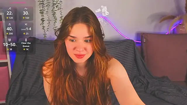 TiffanyVex online show from 05-17-26, 03:30