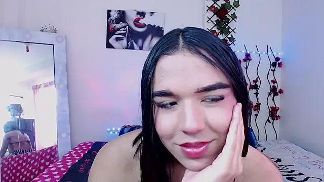 Candyy doll   online show from 04-15-26, 07:58