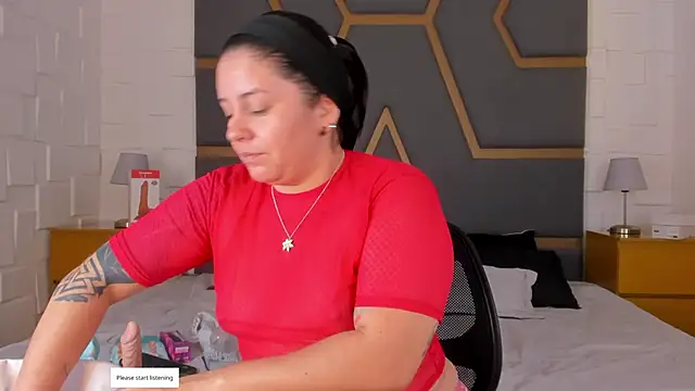 juana valkiria online show from 03-28-26, 03:50