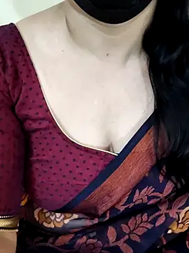 Yazhini-Cam online show from 06-11-26, 02:48