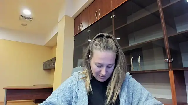 Nionelly online show from 04-01-26, 01:41