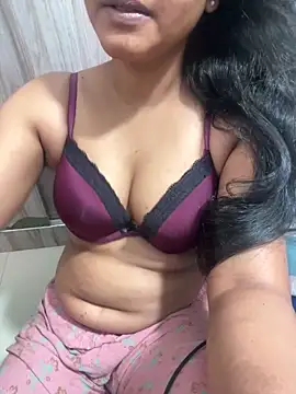 munni-munni6767 online show from 05-08-26, 09:42