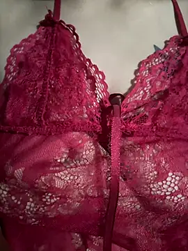 Snapshot of Weter_squirt77 chatting on 03-24-26, 06:24 Weter squirt77 online show from 03-24-26, 06:24