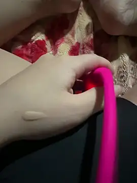 Snapshot of Weter_squirt77 chatting on 04-04-26, 03:31 Weter squirt77 online show from 04-04-26, 03:31