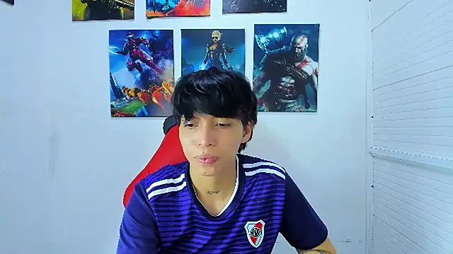 ivyheat3 online show from 04-18-26, 03:21