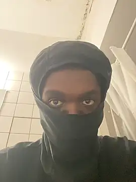 Snapshot of Glock47tig chatting on 04-15-26, 10:22 Glock47tig online show from 04-15-26, 10:22