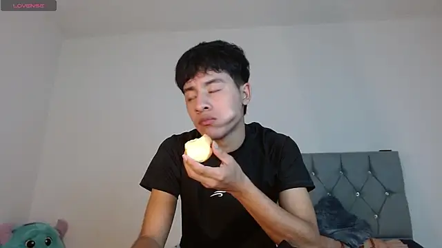 Sebas fire4 online show from 05-19-26, 10:38
