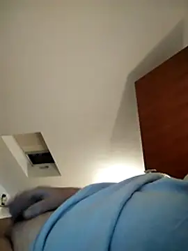 Snapshot of petar60 chatting on 03-22-26, 06:22 petar60 online show from 03-22-26, 06:22