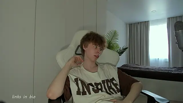 Wawesuc online show from 03-27-26, 08:59