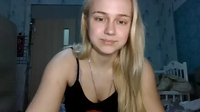 Barbie   girl online show from 04-11-26, 08:18