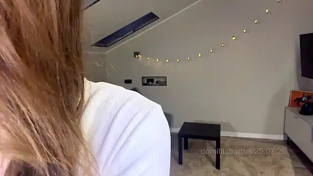 Kissme Kira online show from 07-25-26, 06:16