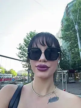 RaniaSnow online show from 07-17-26, 05:25