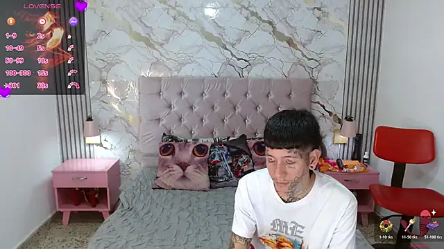 AshlieeGreenn online show from 04-08-26, 07:36