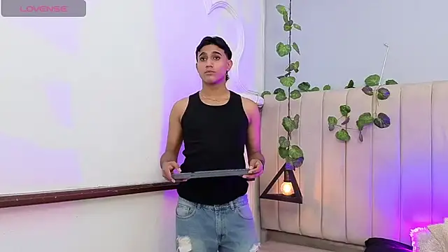 Morgan Bladee online show from 03-30-26, 05:08