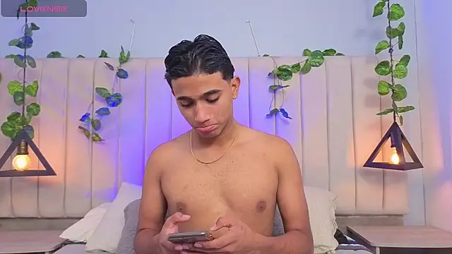 Morgan Bladee online show from 05-11-26, 06:08