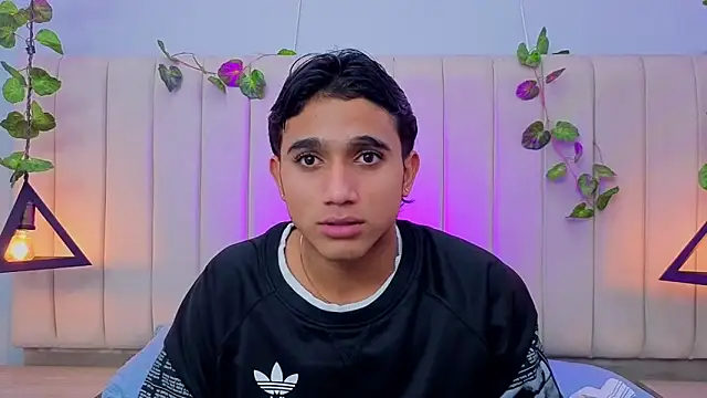 Morgan Bladee online show from 06-11-26, 05:05