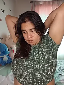 Snapshot of BettyBoo_w chatting on 05-29-26, 04:05 BettyBoo w online show from 05-29-26, 04:05