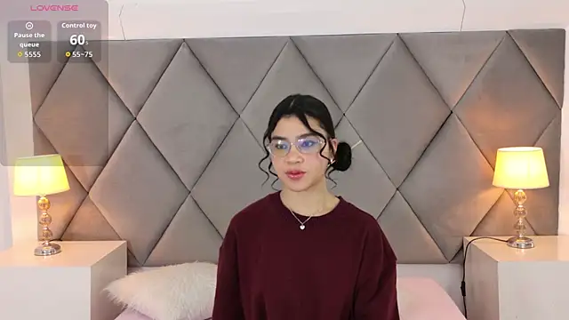 OliviaDiaz online show from 03-30-26, 08:10