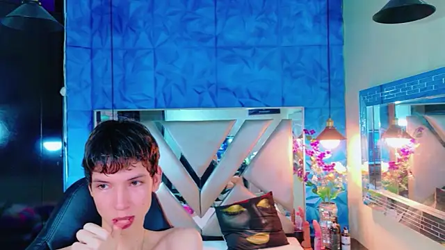 Stefany PiInk online show from 05-28-26, 12:13