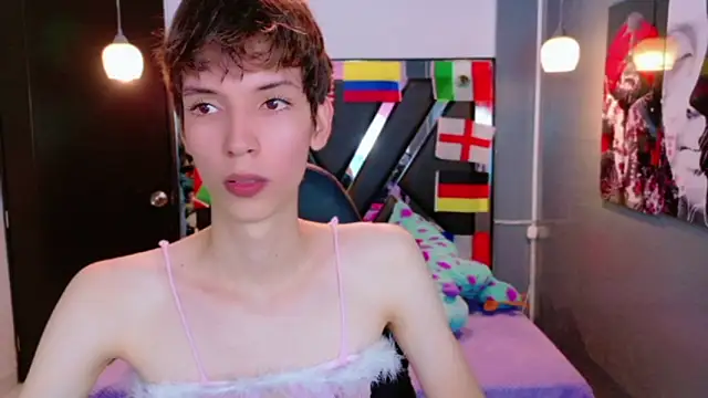 Stefany PiInk online show from 06-13-26, 03:32