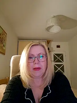 JanieLight53 online show from 03-26-26, 09:20