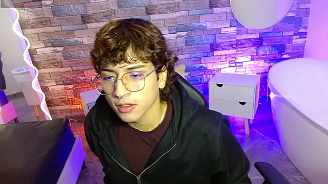 Snapshot of JUSTIN_TAY1 chatting on 03-14-26, 03:12 JUSTIN TAY1 online show from 03-14-26, 03:12