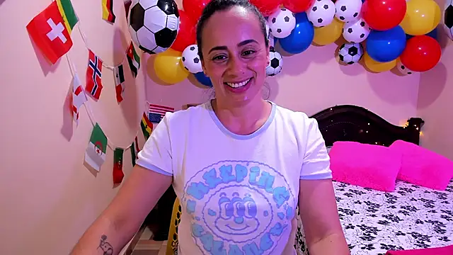 sara florez12 online show from 06-11-26, 11:36