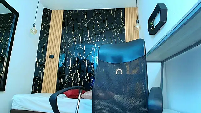 ValeriHot 1 online show from 04-02-26, 03:48