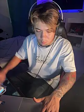 AngelLatinBoy online show from 03-23-26, 10:03