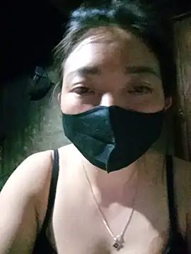 Bling-pusy online show from 05-13-26, 01:41