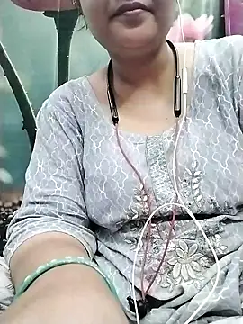 Sapna930 online show from 04-14-26, 05:57