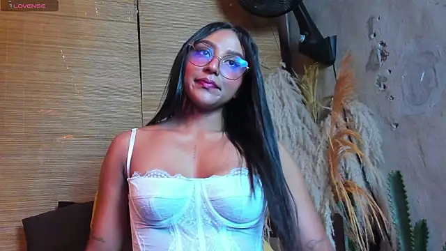 Victoria Gonzalez online show from 03-11-26, 11:27