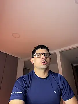 TroyeSavage online show from 06-08-26, 10:48
