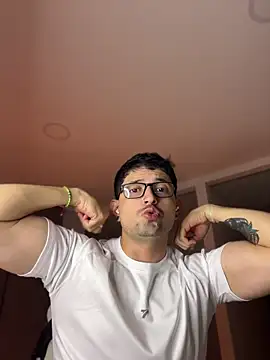 TroyeSavage online show from 06-15-26, 10:39